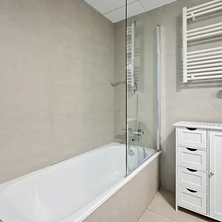 Hauzify I Jardins D'aro Apartman *